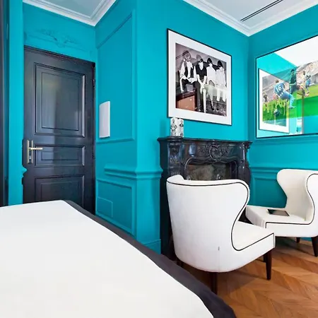 Otel The Corner