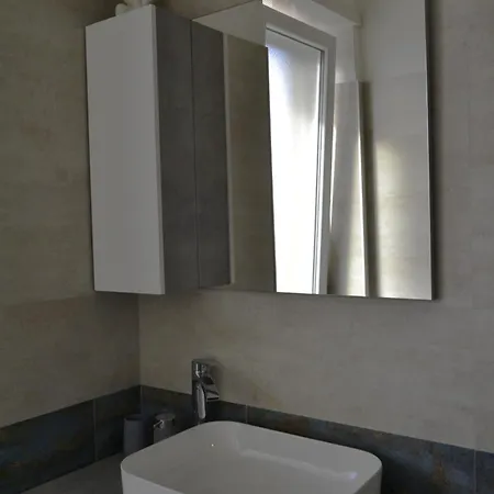 Appartement And Blue Rome