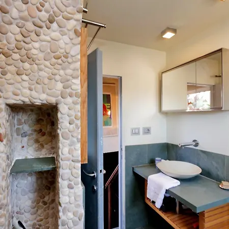 Vicolo Del Cinque Penthouse | Romeloft * Roma