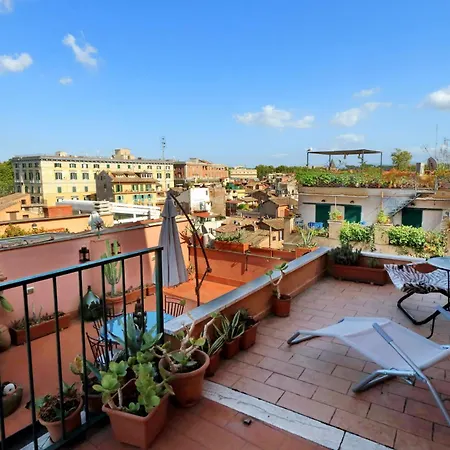 Vicolo Del Cinque Penthouse | Romeloft Appartamento *