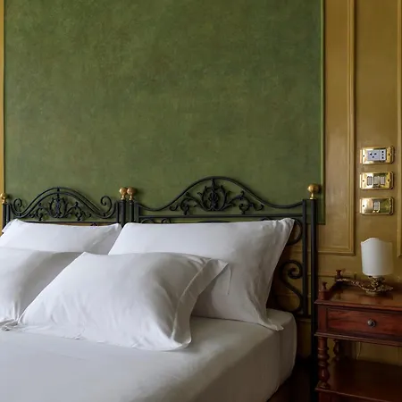 Hotel Locarno 5*