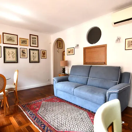 Babuino 79 Apartmanhotel