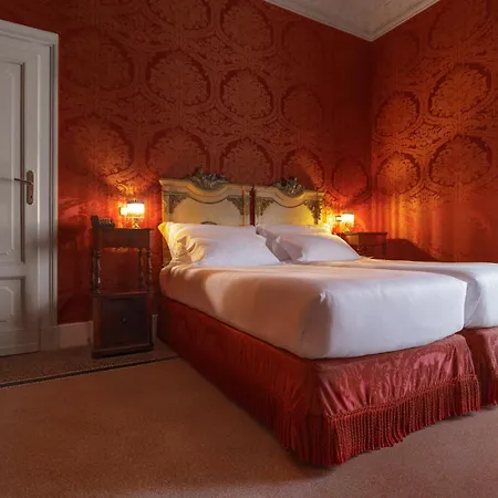 Hotel Locarno