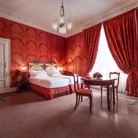 Locarno Hotel