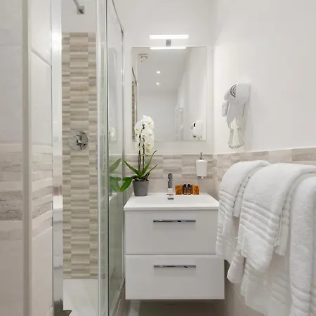 Clodio Welcome - 5 Arredate Con Bagno Interno - Zona Comune - Condizionatori - * Rom