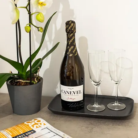 Gasthof Clodio Welcome - 5 Arredate Con Bagno Interno - Zona Comune - Condizionatori - *