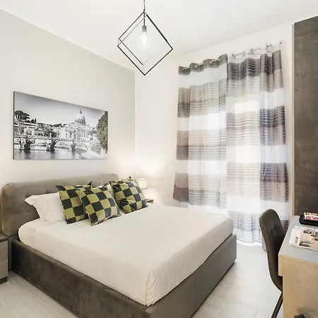Gasthof Clodio Welcome - 5 Arredate Con Bagno Interno - Zona Comune - Condizionatori - *