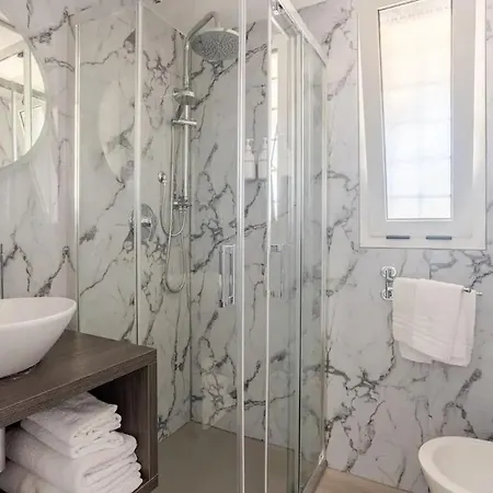 Mezzo Experience Eur Apartment *