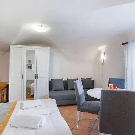 Vatican Little Appartement