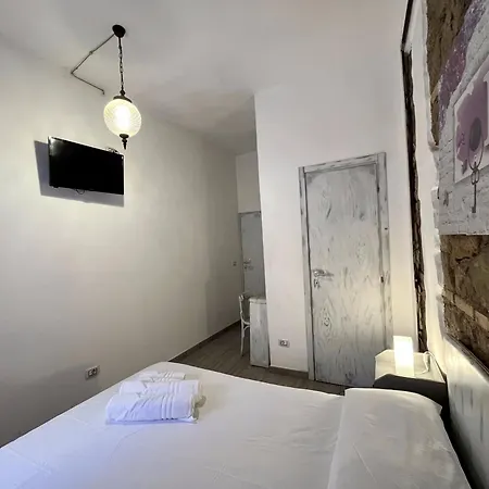 Amoroma Latina * Řím