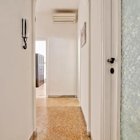 Residenza Santa Barbara * Rome