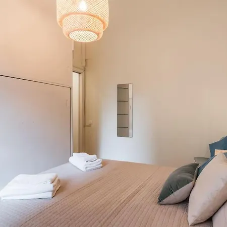 Apartment Poerio Home&garden Near The Centre Of