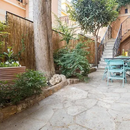 Apartment Poerio Home&garden Near The Centre Of