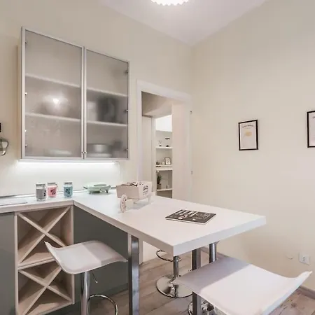 Apartment Poerio Home&garden Near The Centre Of Rome