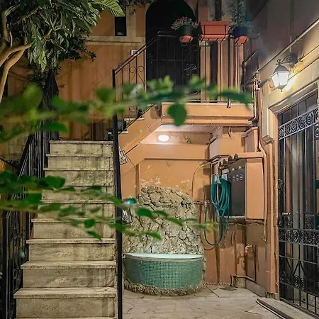 Poerio Home&garden Near The Centre Of Apartment *