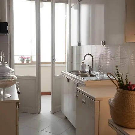 Tiziano Apartment-a Spacious For In Apartment *