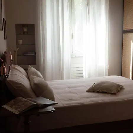 Tiziano Apartment-a Spacious For In Apartment Rome