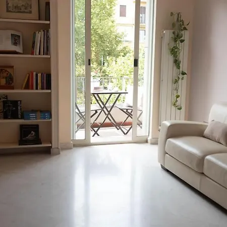 Tiziano Apartment-a Spacious For In Rome