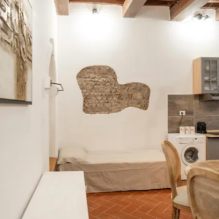 Domus Capocci - Rione Monti