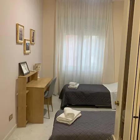 Tiziano Apartment-a Spacious For In Apartment