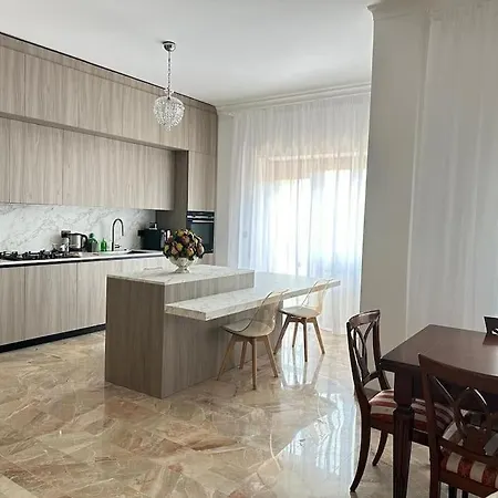 Relax E Lusso In Monteverde -10min Trastevere - Apartment *