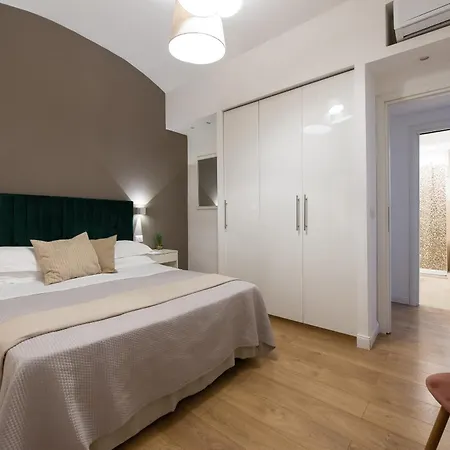 Maison Aurora * Rome