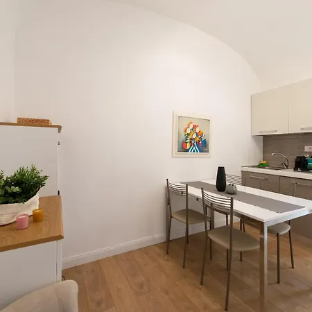 Maison Aurora Rome