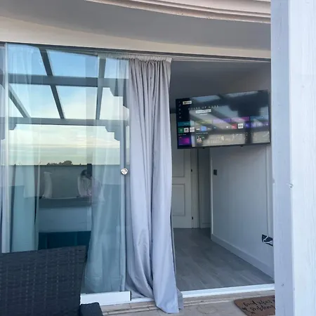 Mezzo Experience Eur Apartment Rome