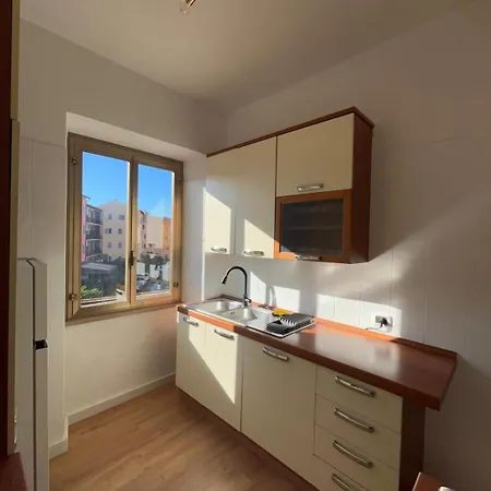 L'affaccio Sul Borgo - Adiacente Metro B Apartment