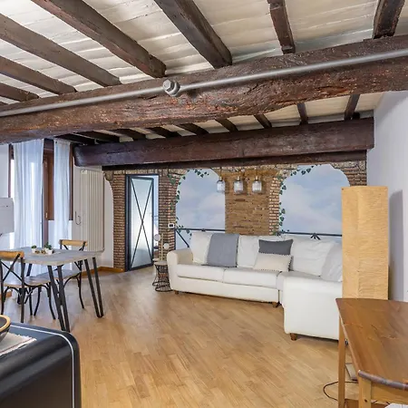 Iflat Campo De Fiori's Comfy Gem Apartment *