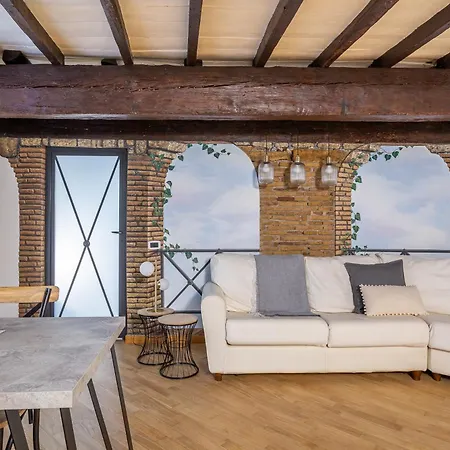 Apartment Iflat Campo De Fiori's Comfy Gem *