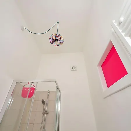 Apartment New Comfortable 2 Bedroom Della Vittoria By Halldis
