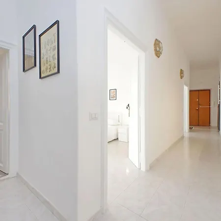 Apartment New Comfortable 2 Bedroom Della Vittoria By Halldis Rome