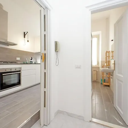 Apartment New Comfortable 2 Bedroom Della Vittoria By Halldis