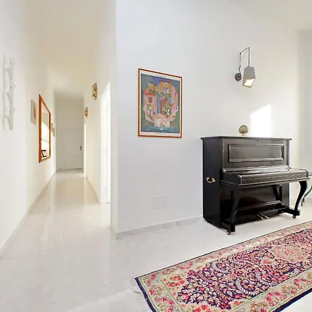 New Comfortable 2 Bedroom Della Vittoria By Halldis Rome