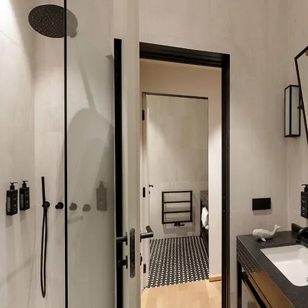 Condotti Boutique