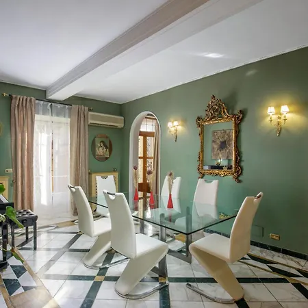 Condotti Boutique Řím