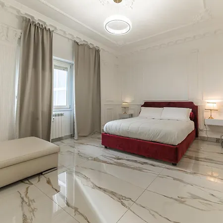 New - Elegant, Modern With Terrace Apartment Rome