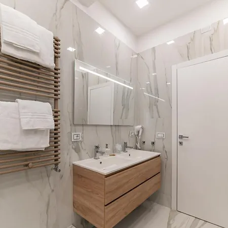 New - Elegant, Modern With Terrace Apartment *