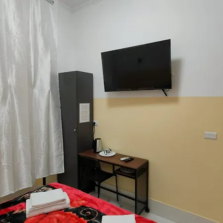 Rattazzi Centro * روما