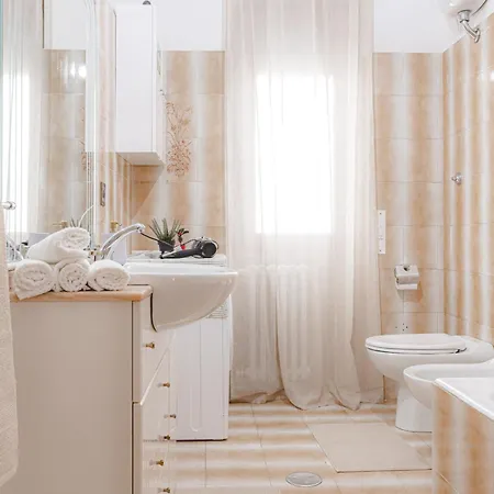 Domus Rosaria Apartment Rome