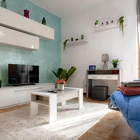 Domus Rosaria Apartment *