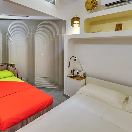 Exclusive Retreat Between History And Comfort Apartment Rome