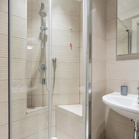 Проживание в семье Ostiense Flat&rooms By Rentbeat