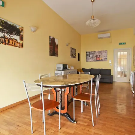 House Apartmán *