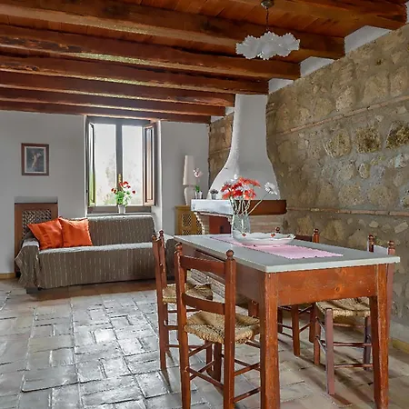 Nel Borgo Apartment *
