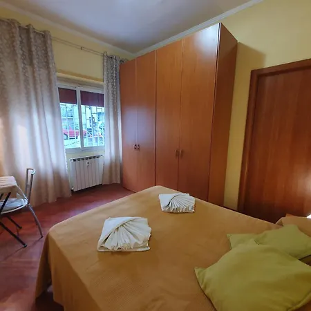 Domus Monteverde Apartment *