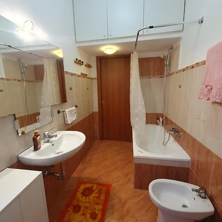 Domus Monteverde Apartment Rome