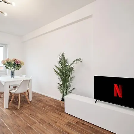 Apartment New Gens Iulia 2 Min Da Stazione Trastevere Rome