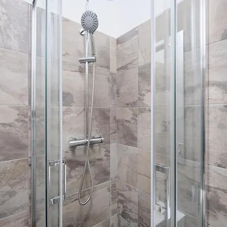 New Gens Iulia 2 Min Da Stazione Trastevere Apartment *